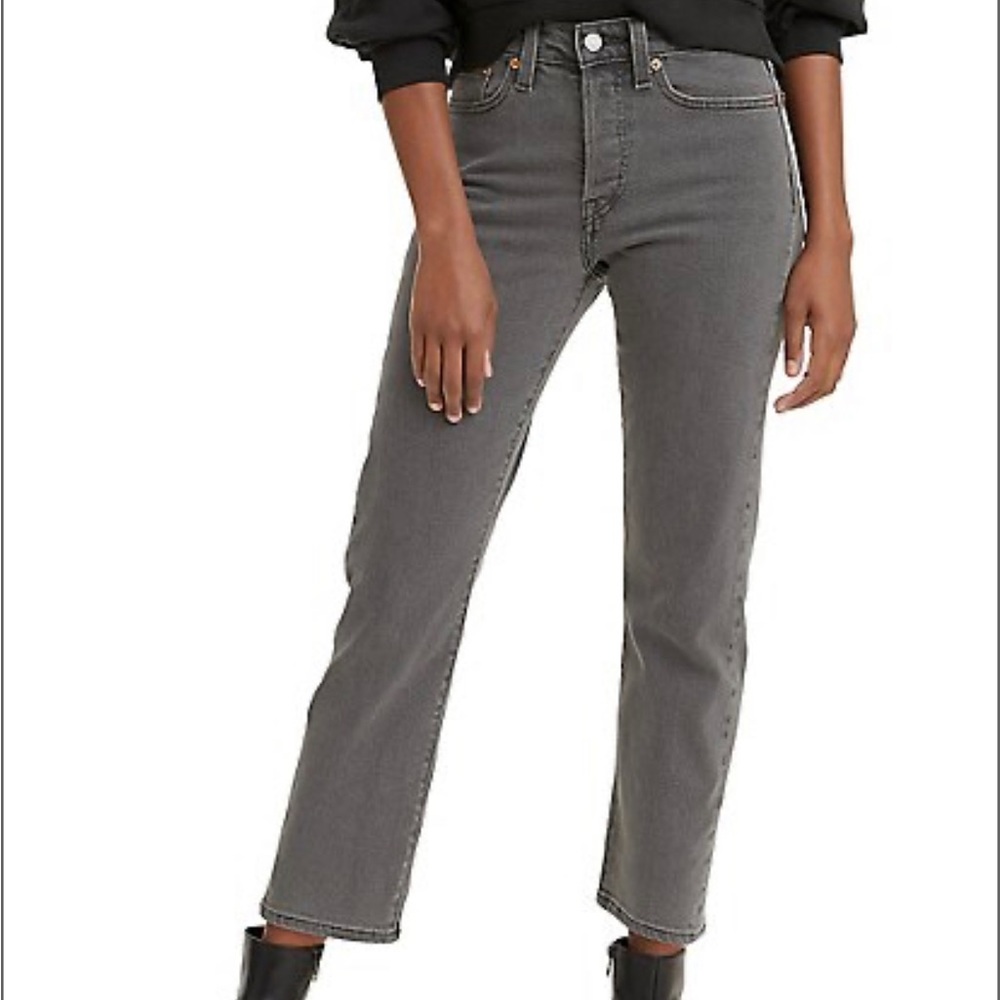 Levi’s wedgie straight jeans NWT size 27x28 in dark grey wash